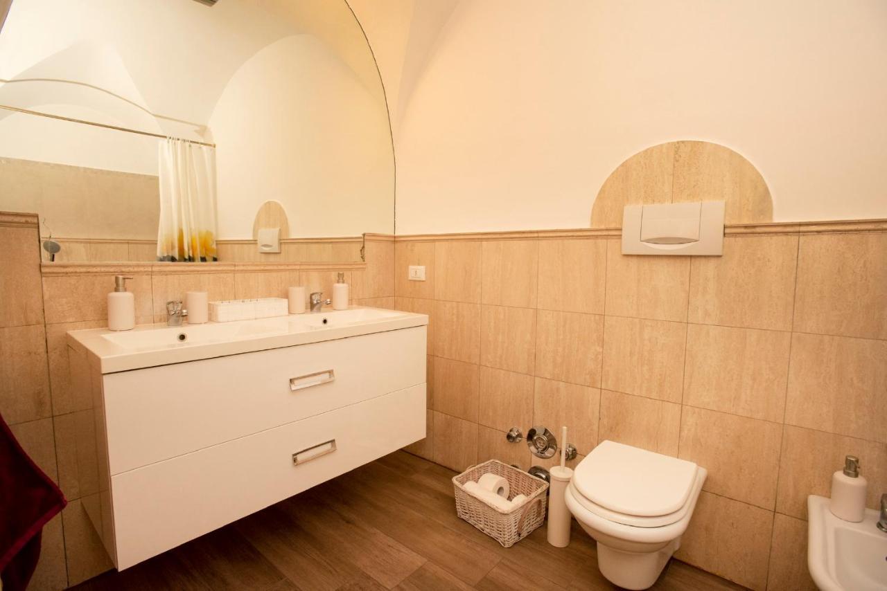 Portico Ventizerodue Lägenhet Merano Exteriör bild
